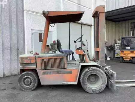 Chariots élévateurs diesel 1990  Lugli 40 C (5)
