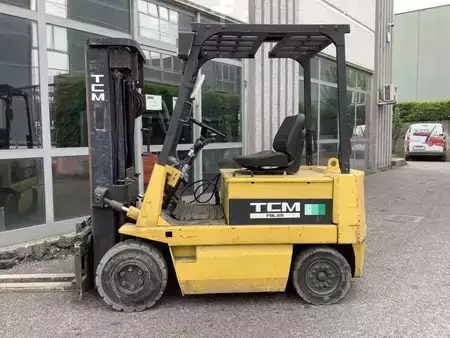 El truck - 4 hjulet 1991  TCM FBL25 (3)