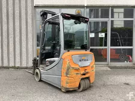 Carrelli elettrici 3 ruote  Still RX 20-20L (2)