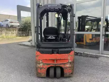 Carrelli elettrici 3 ruote 2021  Linde E16-02 (4)