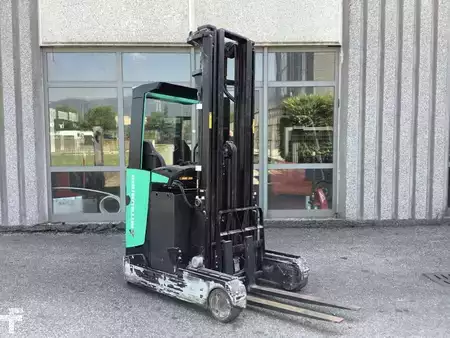 Carrelli retrattili 2011  Mitsubishi RB16N (2)