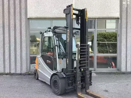 Carrelli elettrici 4 ruote 2019  Still RX 60-50/600 (1)