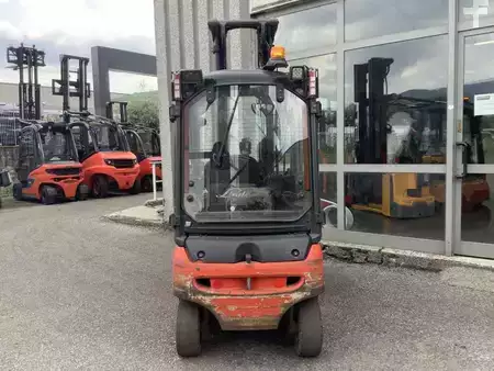 Sähkö - 4 pyör 2018  Linde E16P-02 (3)