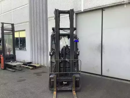 Sähkö - 4 pyör 2018  Linde E16P-02 (4)
