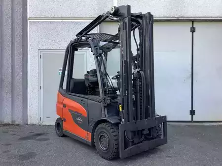 El truck - 4 hjulet 2022  Linde E30-01 (1)