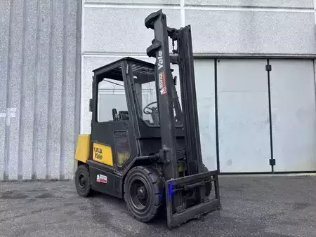 Dieselstapler 2005  Yale GDP30TF (1)