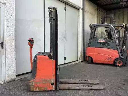 Magasemelésű béka 2015  Linde L12L (4)
