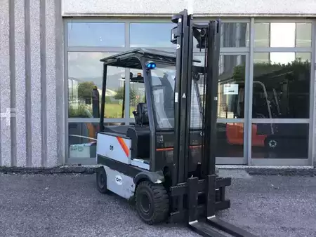 Electric - 4 wheels 1997  OM EU 20 (1)