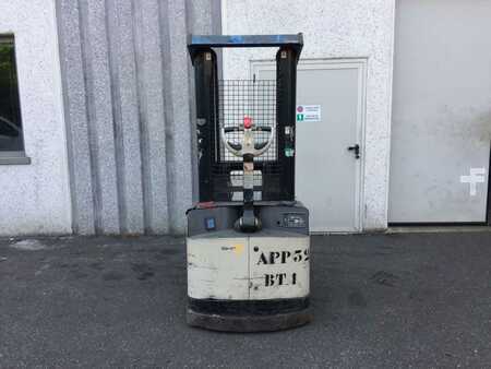 Pallet Stackers 2009  Crown SHR 5520-1.13 (4)