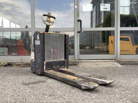 Electric Pallet Trucks 2017  Crown WP 3080 2.0 (2)