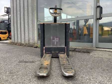 Electric Pallet Trucks 2017  Crown WP 3080 2.0 (3)