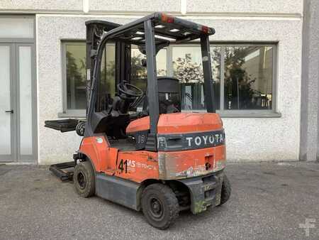 Electric - 4 wheels 2006  Toyota 7FBH18 (2)