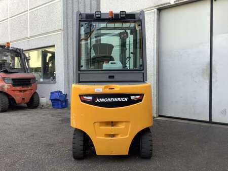 Carrelli elettrici 4 ruote - Jungheinrich EFG 430s (5)