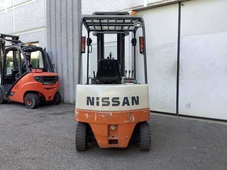 Elektro 4 Rad 2000  Nissan Q02L25CU (5)