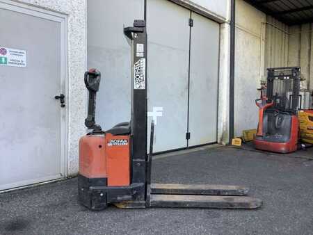 Pallet Stackers 2002  BT S12 (3)