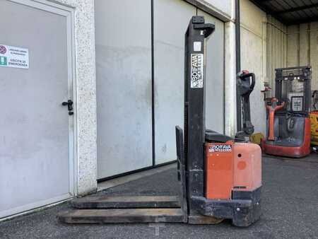 Pallet Stackers 2002  BT S12 (4)