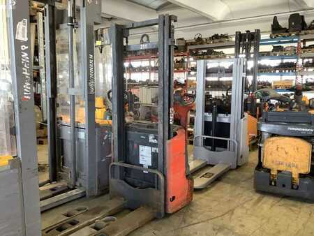 Stoccatori  Linde L12 (2)