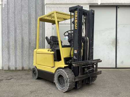 Carrelli elettrici 4 ruote 1995  Hyster J2.00XM (1)