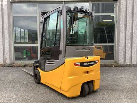 Carrelli elettrici 3 ruote  Jungheinrich EFG 220 (2)