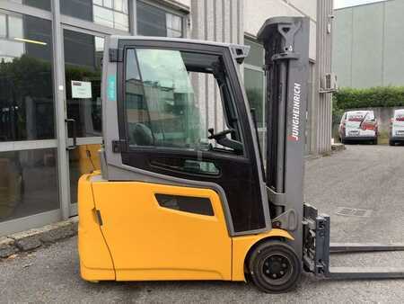 Carrelli elettrici 3 ruote  Jungheinrich EFG 220 (4)
