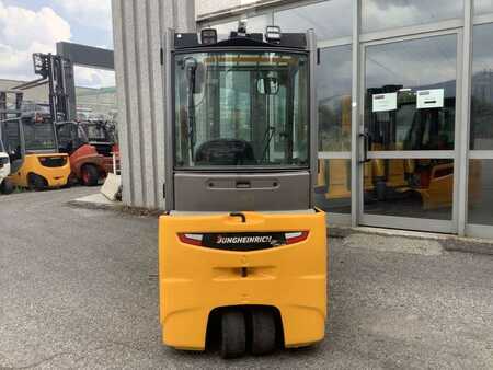 Carrelli elettrici 3 ruote  Jungheinrich EFG 220 (5)