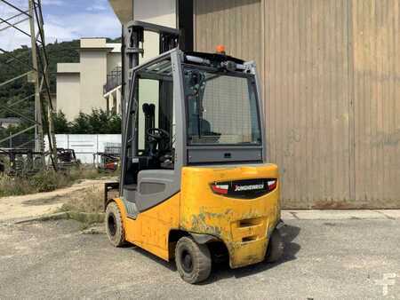 Carrelli elettrici 4 ruote 2018  Jungheinrich EFG 425K (2)