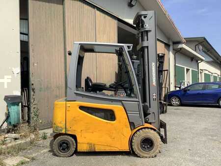 Carrelli elettrici 4 ruote 2018  Jungheinrich EFG 425K (4)