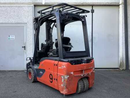 Carrelli elettrici 3 ruote  Linde E18L-02 (2)
