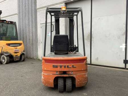Carrelli elettrici 3 ruote  Still R 20-18 (5)