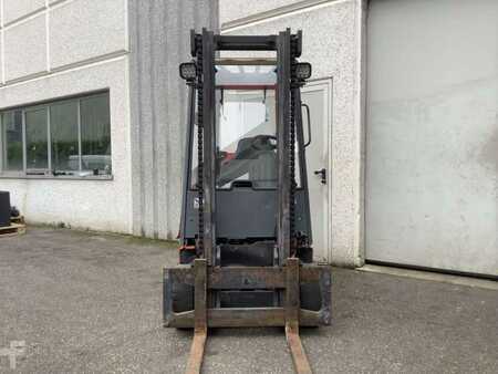 Carrelli elettrici 3 ruote  Linde E16 (4)