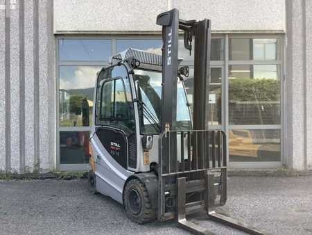 Carrelli elettrici 4 ruote  Still RX 60-25/600 (1)