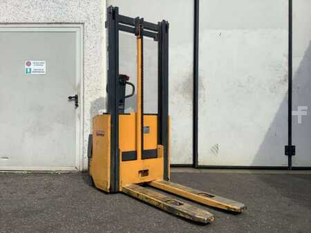 Apilador eléctrico 1998  Mic G100B (2)