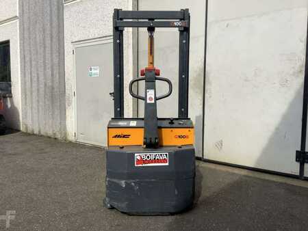Apilador eléctrico 1998  Mic G100B (3)