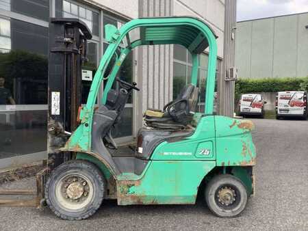 Dieselstapler 2009  Mitsubishi FD25N (3)