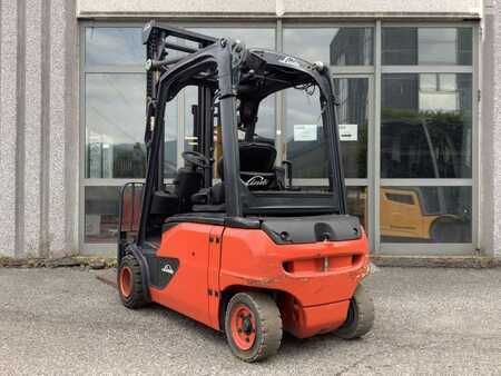 Carrelli elettrici 4 ruote 2017  Linde E20PL-02 (2)