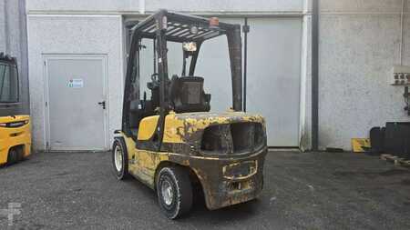 Carrelli elevatori diesel  Yale GDP30VX (2)