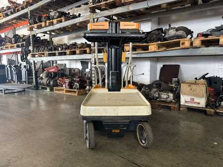 Vertikální vychystávací vozík 2016  Crown WAV 60-118 (5)