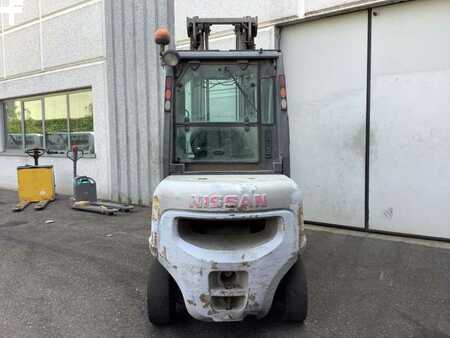 Dieselstapler 2008  Nissan YG1D230Q (3)
