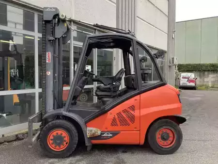 Carrelli elevatori diesel  Linde H40D-02 (4)