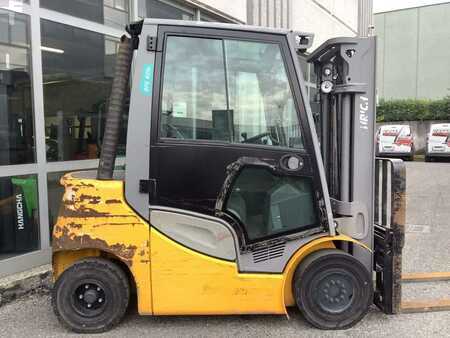 Carretilla elevadora diésel 2019  Jungheinrich DFG 425S (4)