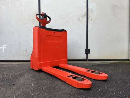 Transpallet elettrici 2019  Linde T16 (2)