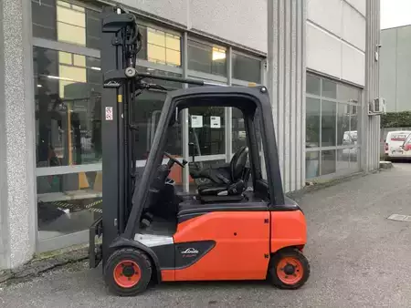 Sähkö - 4 pyör 2018  Linde E20PL-02 (3)