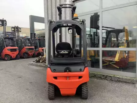Sähkö - 4 pyör 2018  Linde E20PL-02 (5)