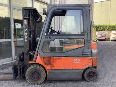 Elektro 4 Rad 2011  Toyota 7FBMF25 (3)