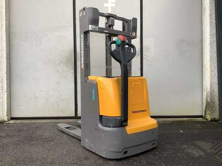 Stoccatori 2019  Jungheinrich EJC 112 (1)