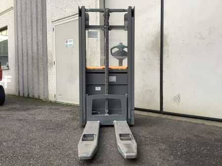 Stoccatori 2019  Jungheinrich EJC 112 (4)