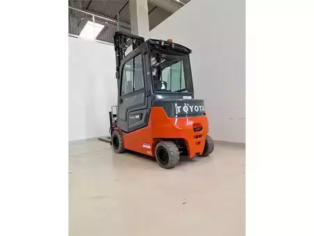 Sähkö - 4 pyör 2023  Toyota 9FBM35T (1)