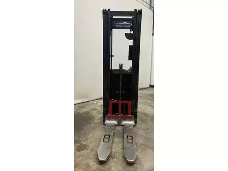 Gerbeurs 2018  Hyster RS1,6 (2)