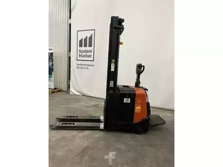 Stapelaars 2009  BT SPE125L (3)