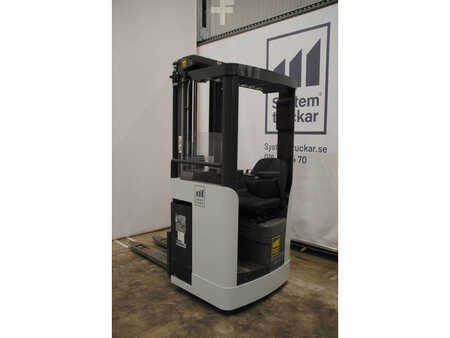 Stacker com assento 2019  Atlet X/160SDTFVSN540 (3)